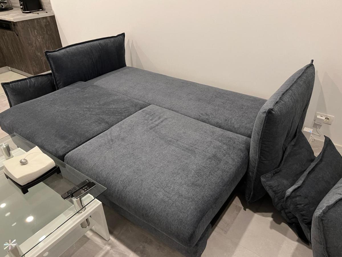 Fancy Penthouse Studio With Lakeview W10 Bucureşti Exterior foto