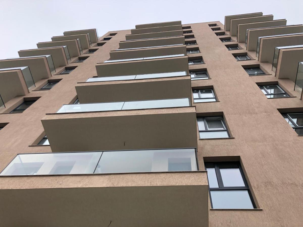 Fancy Penthouse Studio With Lakeview W10 Bucureşti Exterior foto