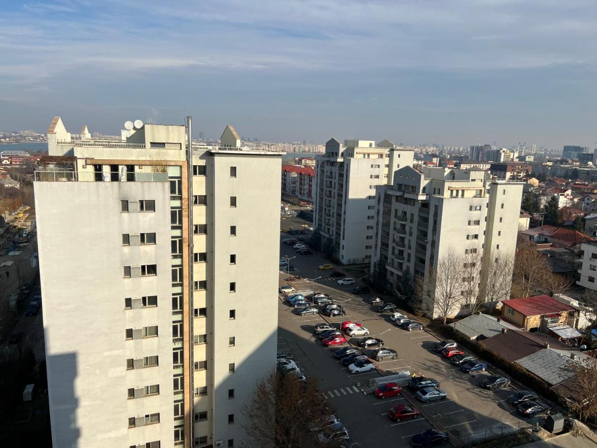 Fancy Penthouse Studio With Lakeview W10 Bucureşti Exterior foto