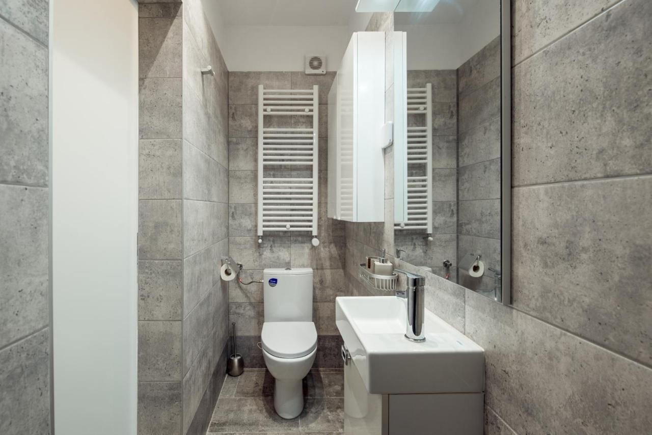 Fancy Penthouse Studio With Lakeview W10 Bucureşti Exterior foto