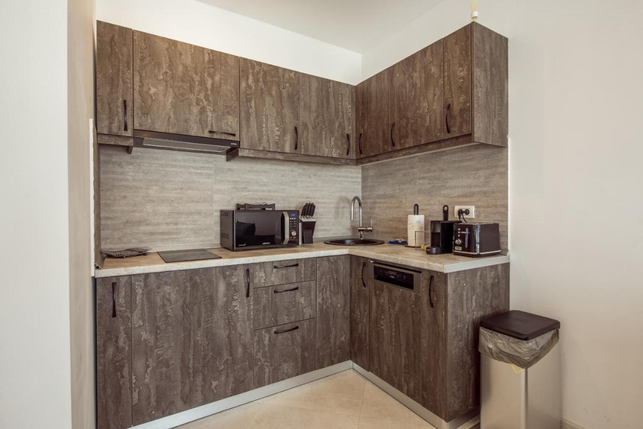 Fancy Penthouse Studio With Lakeview W10 Bucureşti Exterior foto